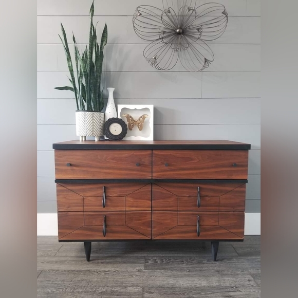 Meet your Posher, Natalie - Picture 11 of 16